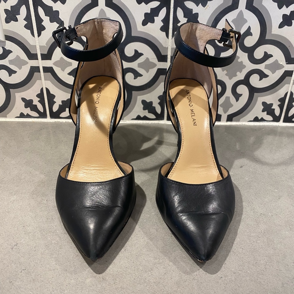Women’s Antonio Melani Heels Size 9 Great Condition!